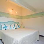 Vacanze Borgo Marina Imperia