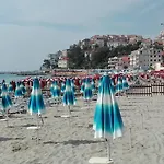 Daire Vacanze Borgo Marina Imperia
