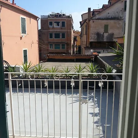 Vacanze Borgo Marina Imperia