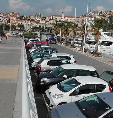 Vacanze Borgo Marina Appartamento