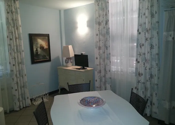 Vacanze Borgo Marina Imperia