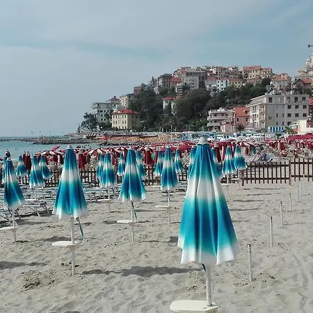 Apartament Vacanze Borgo Marina Imperia