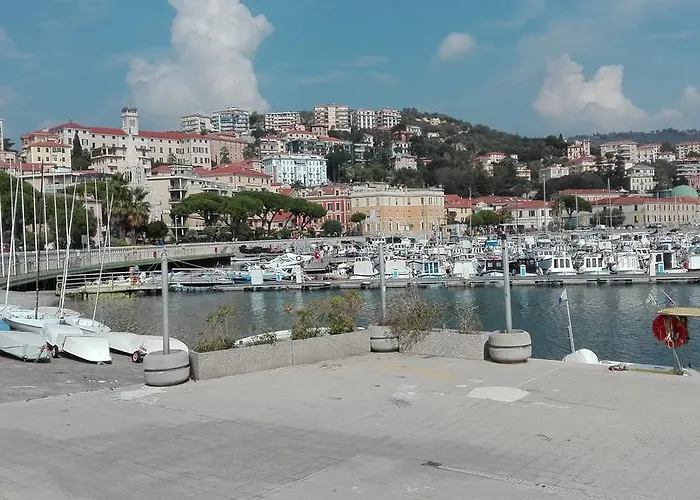 Διαμέρισμα Vacanze Borgo Marina Imperia