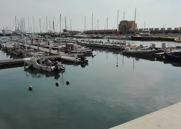 Διαμέρισμα Vacanze Borgo Marina *